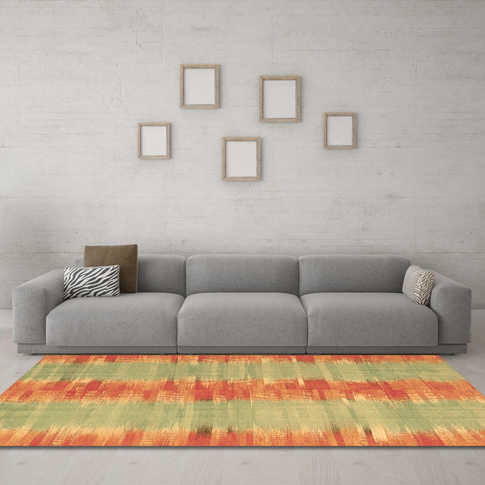 Machine Washable Abstract Brown Contemporary Rug in a Living Room,, wshcon2782brn