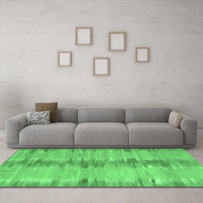 Machine Washable Abstract Emerald Green Contemporary Area Rugs in a Living Room,, wshcon2782emgrn