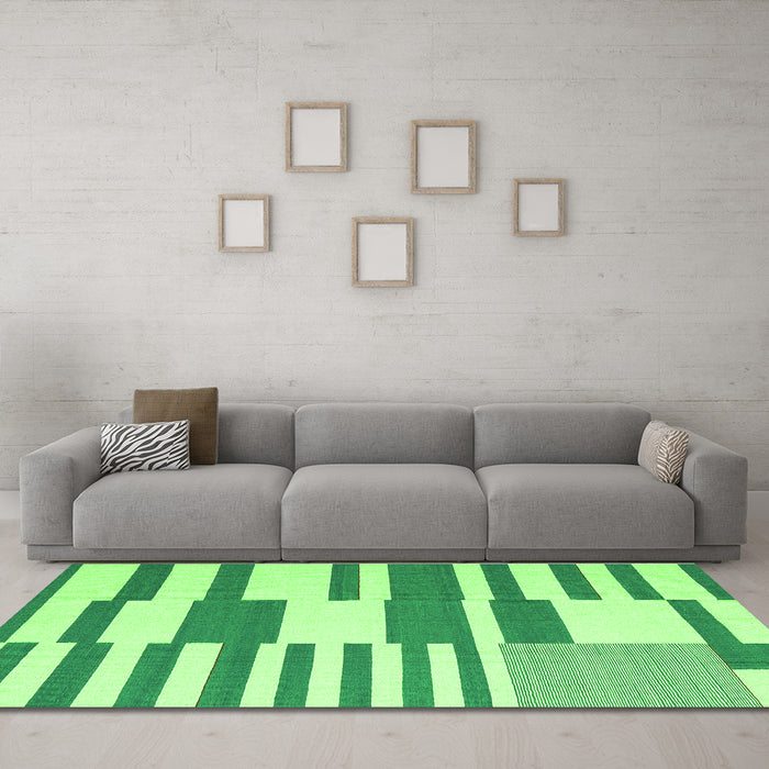 Machine Washable Abstract Green Contemporary Area Rugs in a Living Room,, wshcon2787grn