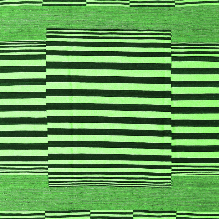 Serging Thickness of Abstract Green Contemporary Rug, con2788grn