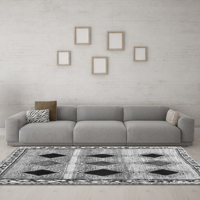 Machine Washable Abstract Gray Contemporary Rug in a Living Room,, wshcon2789gry