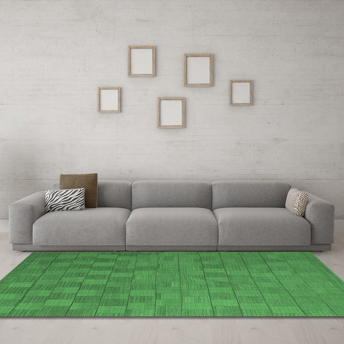 Machine Washable Abstract Emerald Green Contemporary Area Rugs in a Living Room,, wshcon2790emgrn