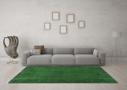 Machine Washable Abstract Emerald Green Contemporary Area Rugs in a Living Room,, wshcon2791emgrn