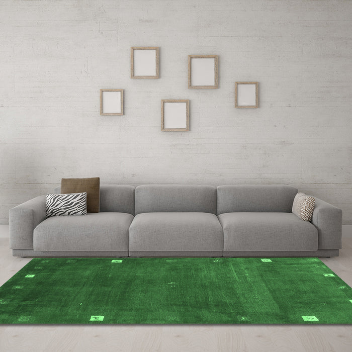 Machine Washable Abstract Emerald Green Contemporary Area Rugs in a Living Room,, wshcon2792emgrn