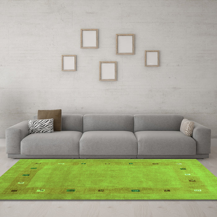 Machine Washable Abstract Green Contemporary Area Rugs in a Living Room,, wshcon2793grn
