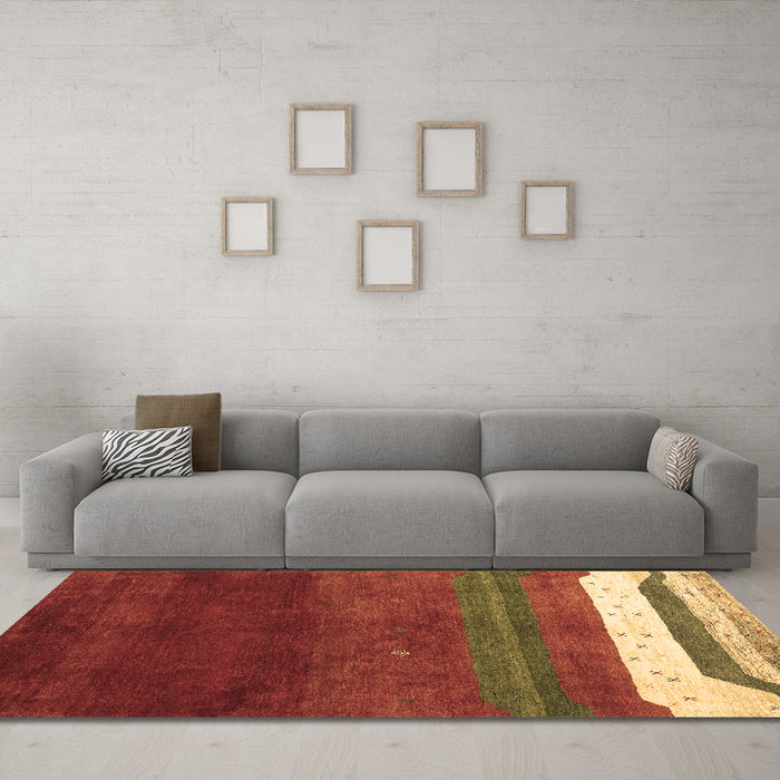 Machine Washable Abstract Brown Contemporary Rug in a Living Room,, wshcon2795brn