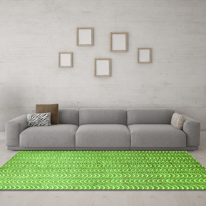 Machine Washable Abstract Green Contemporary Area Rugs in a Living Room,, wshcon279grn