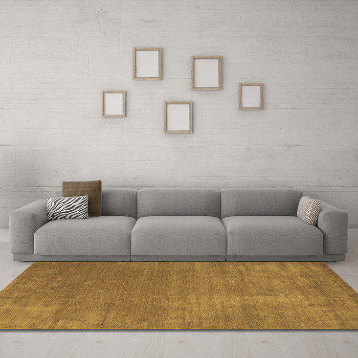Machine Washable Abstract Brown Contemporary Rug in a Living Room,, wshcon27brn