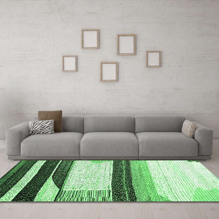 Machine Washable Abstract Emerald Green Contemporary Area Rugs in a Living Room,, wshcon2802emgrn
