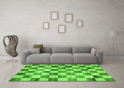 Machine Washable Checkered Green Modern Area Rugs in a Living Room,, wshcon2808grn
