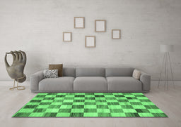 Machine Washable Checkered Emerald Green Modern Area Rugs in a Living Room,, wshcon2808emgrn