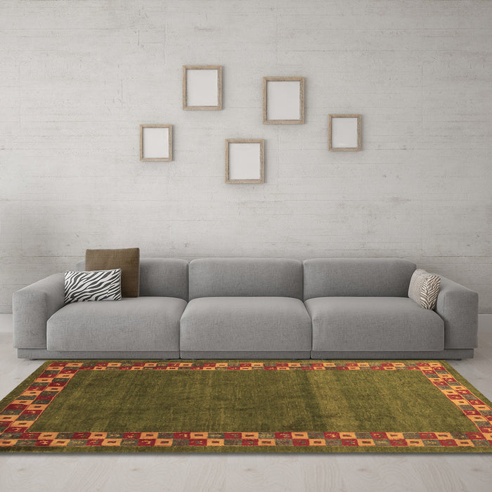 Machine Washable Abstract Brown Contemporary Rug in a Living Room,, wshcon2811brn