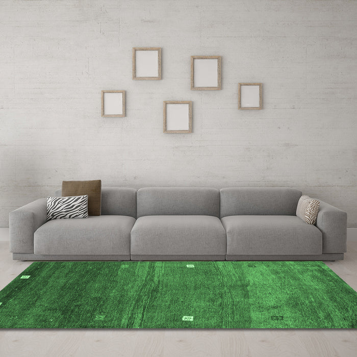 Machine Washable Abstract Emerald Green Contemporary Area Rugs in a Living Room,, wshcon2814emgrn
