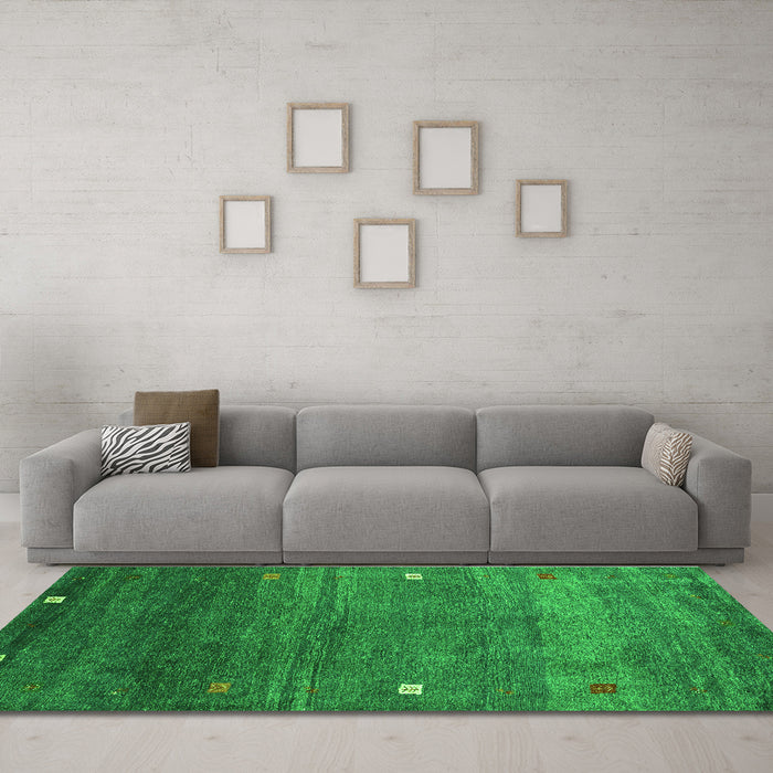 Machine Washable Abstract Green Contemporary Area Rugs in a Living Room,, wshcon2814grn
