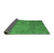 Sideview of Abstract Emerald Green Contemporary Rug, con2816emgrn