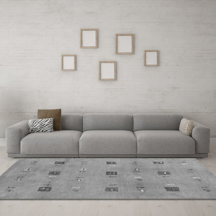 Machine Washable Abstract Gray Contemporary Rug in a Living Room,, wshcon2818gry