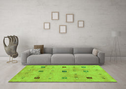 Machine Washable Abstract Green Contemporary Area Rugs in a Living Room,, wshcon2818grn