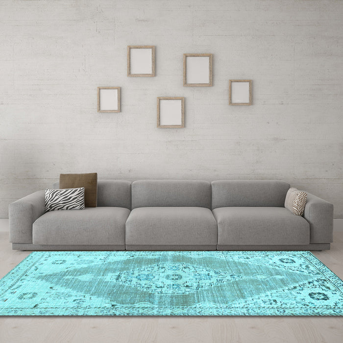 Machine Washable Abstract Light Blue Contemporary Rug in a Living Room, wshcon2821lblu