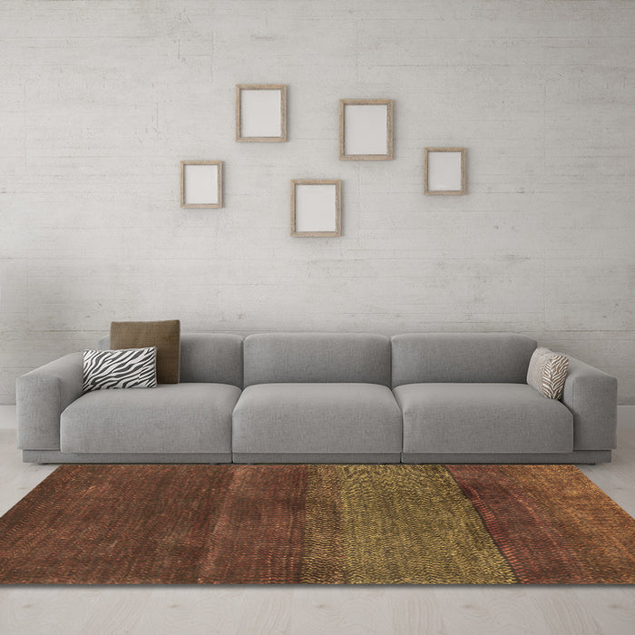 Machine Washable Abstract Brown Contemporary Rug in a Living Room,, wshcon2830brn