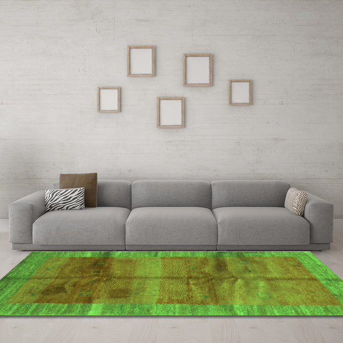 Machine Washable Abstract Green Contemporary Area Rugs in a Living Room,, wshcon2832grn