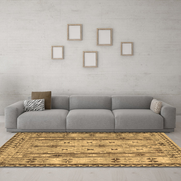 Machine Washable Abstract Brown Contemporary Rug in a Living Room,, wshcon2833brn