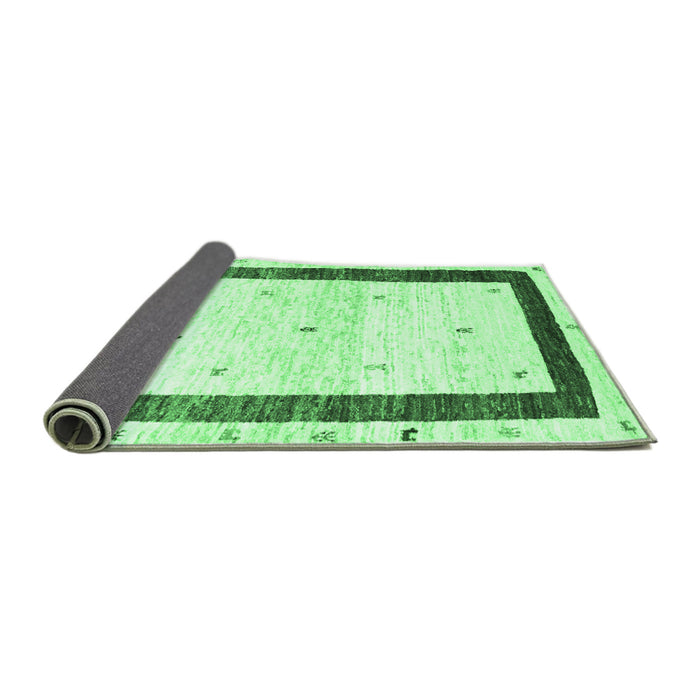 Sideview of Solid Emerald Green Modern Rug, con2834emgrn