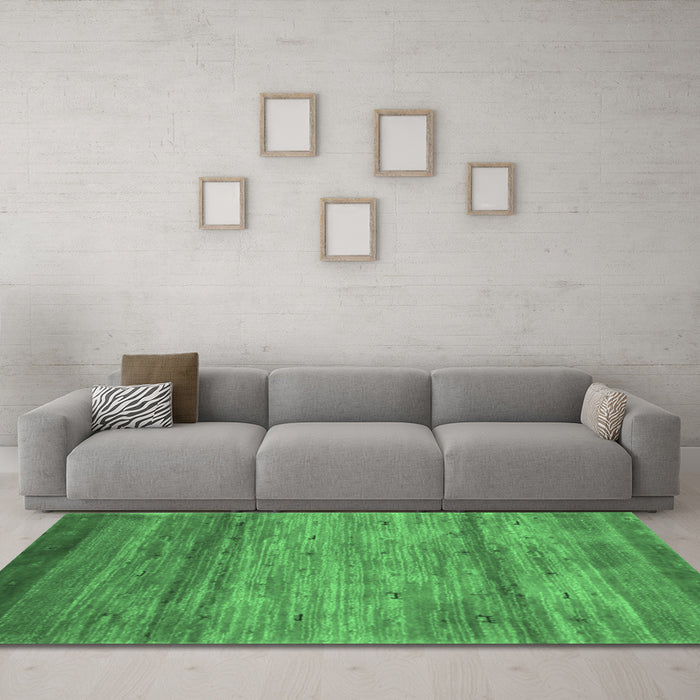Machine Washable Abstract Emerald Green Contemporary Area Rugs in a Living Room,, wshcon2837emgrn