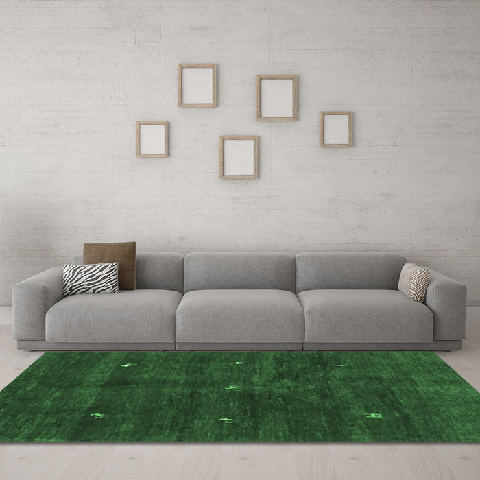 Machine Washable Abstract Emerald Green Contemporary Area Rugs in a Living Room,, wshcon2841emgrn