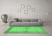 Machine Washable Oriental Emerald Green Traditional Area Rugs in a Living Room,, wshcon2842emgrn