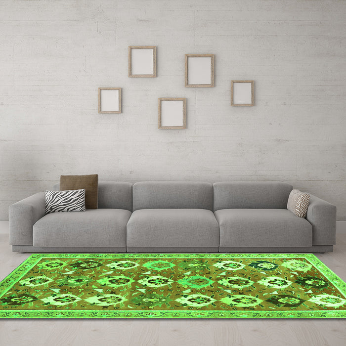 Machine Washable Abstract Green Contemporary Area Rugs in a Living Room,, wshcon2843grn
