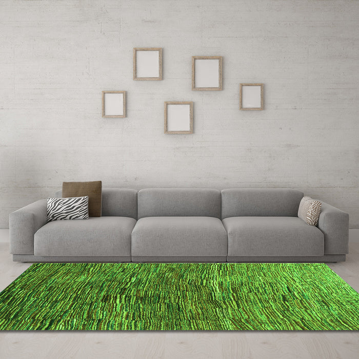 Machine Washable Abstract Green Contemporary Area Rugs in a Living Room,, wshcon2845grn