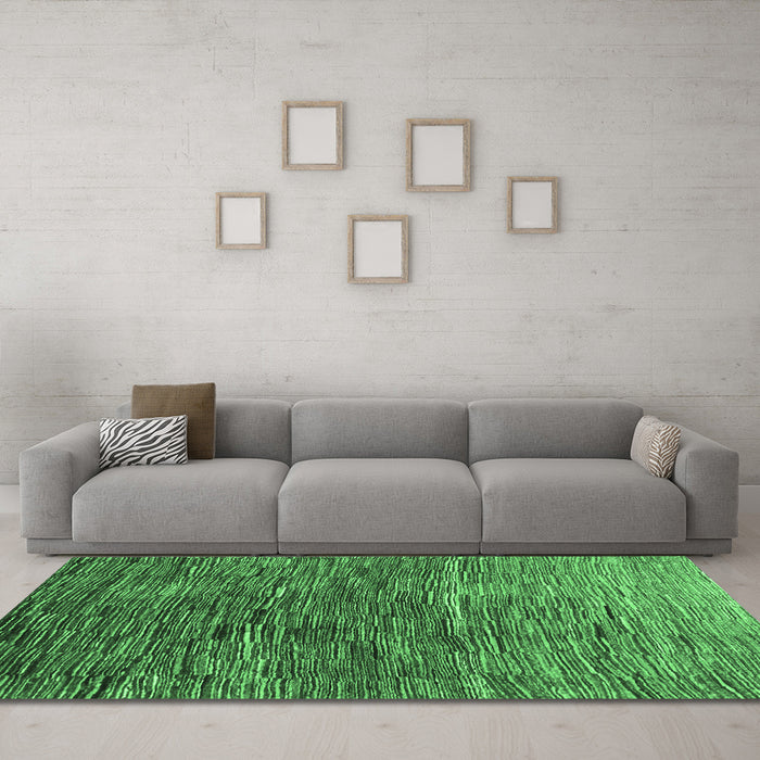 Machine Washable Abstract Emerald Green Contemporary Area Rugs in a Living Room,, wshcon2845emgrn