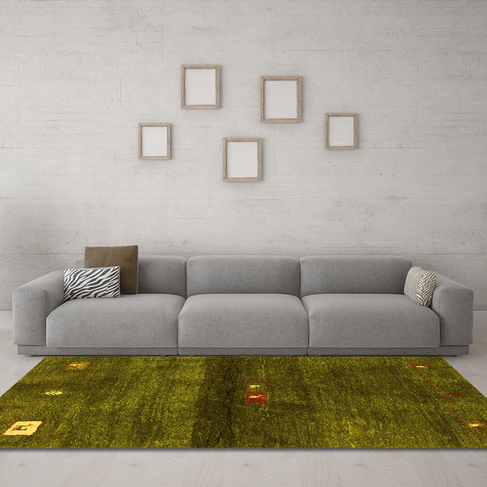 Machine Washable Abstract Yellow Contemporary Rug in a Living Room, wshcon2846yw