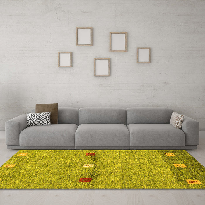 Machine Washable Abstract Yellow Contemporary Rug in a Living Room, wshcon2847yw