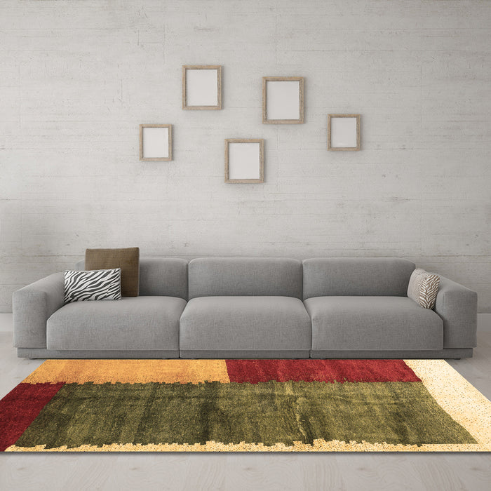 Machine Washable Abstract Brown Contemporary Rug in a Living Room,, wshcon2854brn