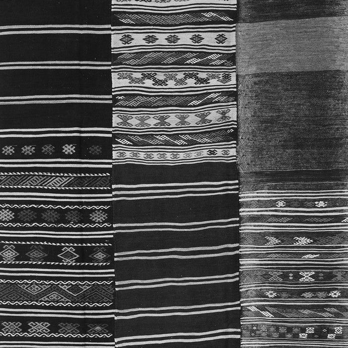 Serging Thickness of Machine Washable Patchwork Gray Transitional Rug, wshcon2859gry