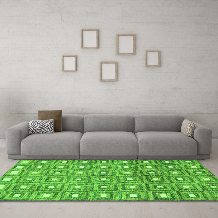 Machine Washable Abstract Green Contemporary Area Rugs in a Living Room,, wshcon285grn