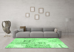 Machine Washable Patchwork Emerald Green Transitional Area Rugs in a Living Room,, wshcon2863emgrn