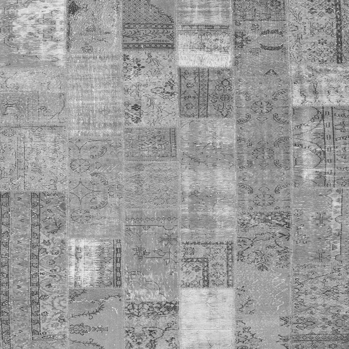 Serging Thickness of Patchwork Gray Transitional Rug, con2865gry
