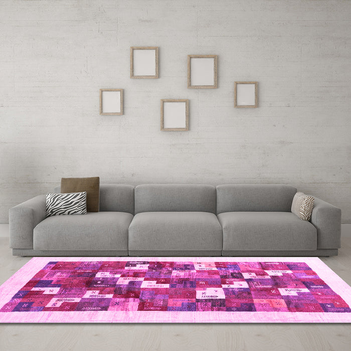 Machine Washable Solid Pink Modern Rug in a Living Room, wshcon2866pnk