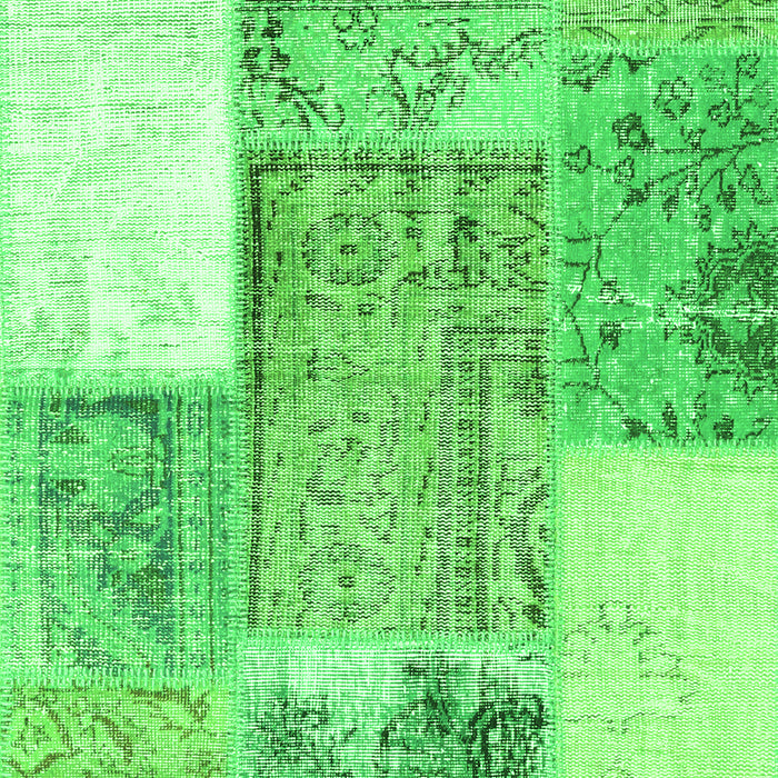 Serging Thickness of Machine Washable Patchwork Green Transitional Area Rugs, wshcon2868grn