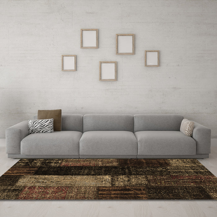 Machine Washable Patchwork Brown Transitional Rug in a Living Room,, wshcon2869brn