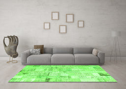 Machine Washable Patchwork Green Transitional Area Rugs in a Living Room,, wshcon2872grn