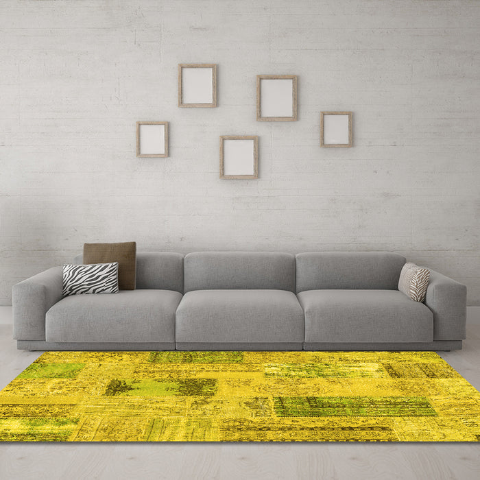 Machine Washable Patchwork Yellow Transitional Rug in a Living Room, wshcon2874yw