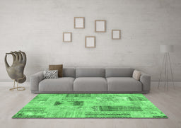 Machine Washable Patchwork Emerald Green Transitional Area Rugs in a Living Room,, wshcon2874emgrn