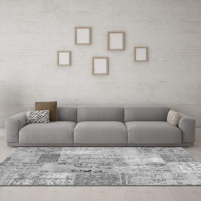 Machine Washable Patchwork Gray Transitional Rug in a Living Room,, wshcon2875gry