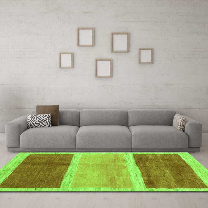 Machine Washable Abstract Green Contemporary Area Rugs in a Living Room,, wshcon2876grn