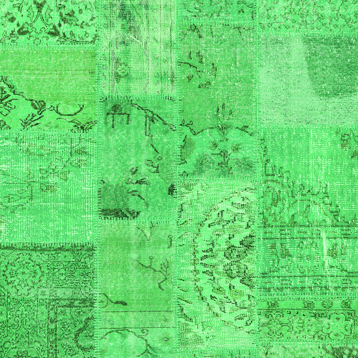 Serging Thickness of Machine Washable Patchwork Green Transitional Area Rugs, wshcon2879grn