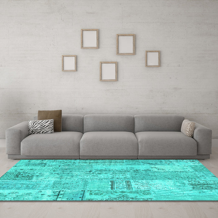 Machine Washable Patchwork Turquoise Transitional Area Rugs in a Living Room,, wshcon2880turq