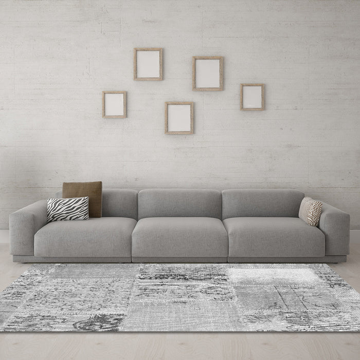 Machine Washable Patchwork Gray Transitional Rug in a Living Room,, wshcon2881gry